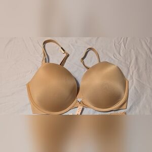 Victoria's Secret Push Up Bra, Nude, 34DD